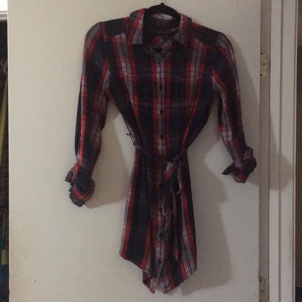 Banana Republic button up belted tunic